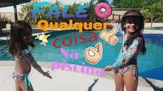 Fale qualquer coisa na piscina!-com Maryna