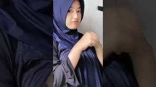 SI CANTIK JELITA LEONA KANZA