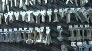 Mister Minit Repair Shop Wellington for Shoe Repairs, Key Cutting and Engraving