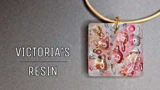 Romantic autumn jewelry / DIY epoxy pendant with autumn grape leaves