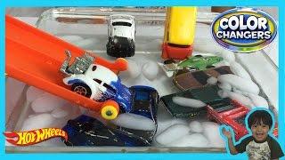 Ryan plays COLOR CHANGERS CARS Hot Wheels Color Shifters Toys