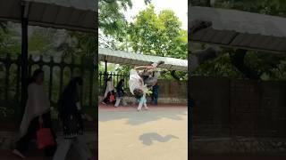 बताओ कितनी Flip की  #short #publicreaction #trending #youtube #viralvideo #support #stunt