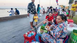 Explore the Real Streets of Phnom Penh