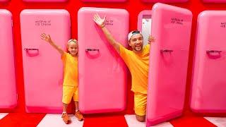 Chris explores Museum of Ice cream - Funny playtime