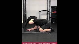 Thoracic Rotation - Loosen your muscle knots in the upper back with thoracic mobility exercises