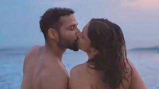 Gehraiyan Movie Deepika Padukone and Siddhant Romantic Kissing Scenes