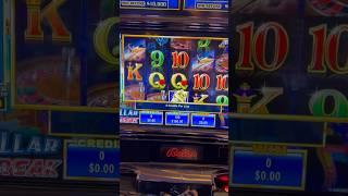Day 19 at smelly twin. VIP tickets to Barstool Pizza fest tmrw.  #fun #fy #slots #gambling #comedy
