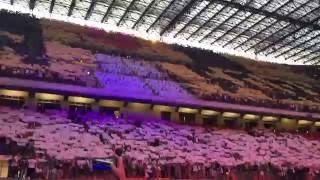 suprise for Beyonce from fans in San Siro, Milan / SORRY