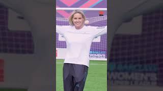 CROSSBAR CHALLENGE  Kelly Smith…STILL GOT IT ️ #wsl