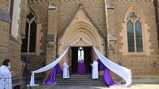 Holy Door of Mercy opens in the Sandhurst Diocese