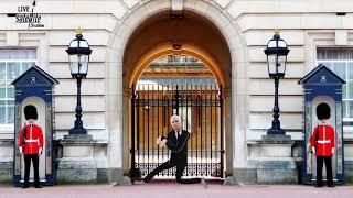 Prince Andrew (Randy Andy) Sneaking out Buckingham Palace, London - Funny Animation