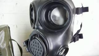 Czech Gumarny Zubri OM-90 Gas Mask / Respirator