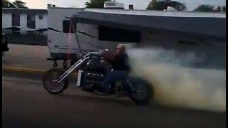 Bike Week Burnouts: Boss Hoss (2012)