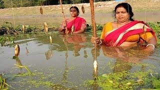 Fishing Video | Two Womens Amazing Hook Fishing On River | Village Women Fishing Indian