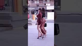 Beautiful girls models walking️ Chinese models #shorts #youtubeshorts