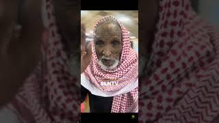 82 Year Old Man Voted in Somaliland Election despite being Frail on Crutches. What AN AWSOME LANDER