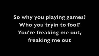 Freaking Me Out - Simple Plan (Lyrics)