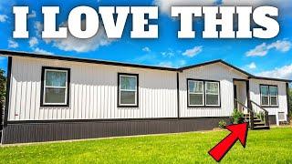 LOTS of CREATIVE but FUNCTIONAL features in this NEW mobile home! Prefab House Tour