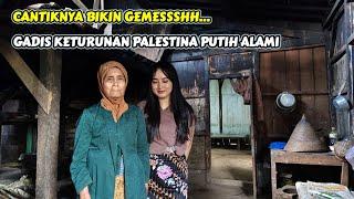 Gadis Desa Keturunan Bule Palestina Cantik Alami Tinggal di Rumah Terpencil Pinggir Hutan