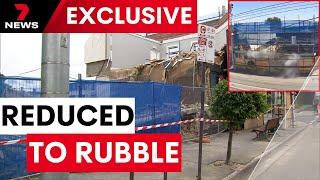 Toorak builders have some explaining to do after shock collapse just metres from busy road | 7NEWS