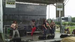 Mandroid Echostar Preform The Precursor Live at Vans Warped Tour 2013