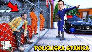 POSTAO SAM POLICAJAC I UHAPSIO SAM MICHEALA