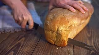 #Футаж нарезка свежего хлеба ◄4K•HD► #Footage slicing fresh bread