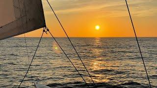 Does sailing get any better?: Day 2 en Route to Raraka