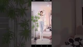 抖音美女直播跳舞 douyin live dance beautiful girl cute girl