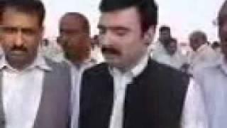 Shoukat Abbsi shab Raja Muhammad Riasat shab k Namaza Janaza k moka per.flv