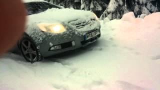 Opel Insignia 4x4 on 1,5dm fresh snow over ice