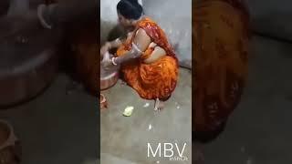 Bhabhi bathing#bathroom #vlog# trending