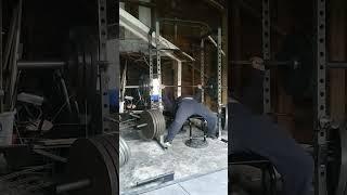 370 lbs pause bench @175