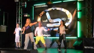 Raquel Call ensinando Zumba Fitness em Santiago Chile   "La Isla Bonita"   Bar 89