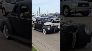 1940 Ford Deluxe Classic Car Drive By Engine Sound Fort Street Cruise 2024