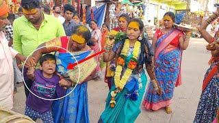 Jogini beating kid in komuravelli jathara | komuravelli mallanna jathara 2023 | mallanna sigam