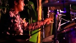 A Cambodian twist night with Phare: circus act and Khmer-style ROCK AND ROLL  dance party