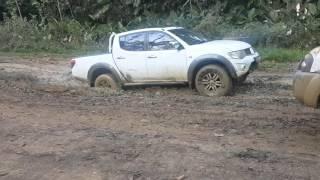 Mitsubishi L200- Trinidad