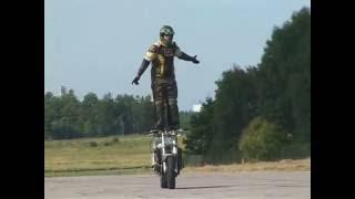 Motorrad Stunts