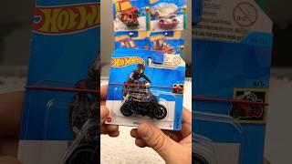 Yea motorcycle vs madmax hotwheels #automobile #diecastcars #toys #hotwheels #mainan #cars