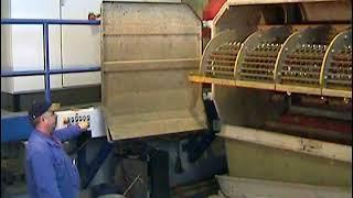 VAZ 2000 Industiral Waste Shredder - AirSpring and BridgeBreaker with Metal Removal