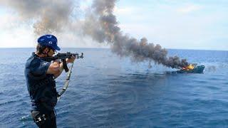 Somali Pirates VS Ship's Security Guards: This is How They Instantly Destroy Somali Pirate Boats