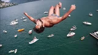 Laso Schaller in azione al Lugano cliff diving