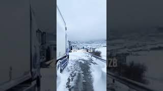 Туркиянинг Газиантеп шаҳрида жуда кучли қор ёғиши сабабидан йўлларда жуда катта тирбандлик ҳосил б,д