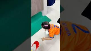 SI BOCIL NGINTIP AYANG GANTI BAJU #viralvideo #shorts