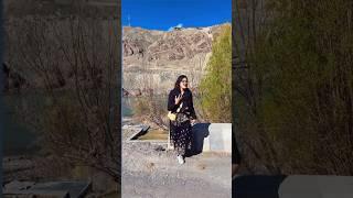 #ladakhigirl #bollywoodsongs #love #song #hindisong