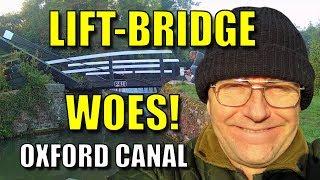 A difficult lift-bridge! A real time Narrowboat journey on the Oxford canal.