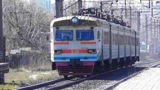 Городская, старая электричка ЭР9М. Киев