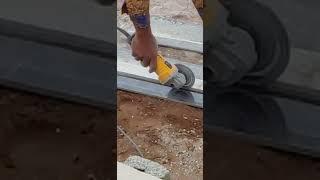 Ceramic tile cutting using tile cutting disc