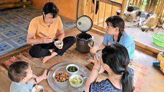 Thu's family's simple meal is joyful and happy when her mother is by her side.